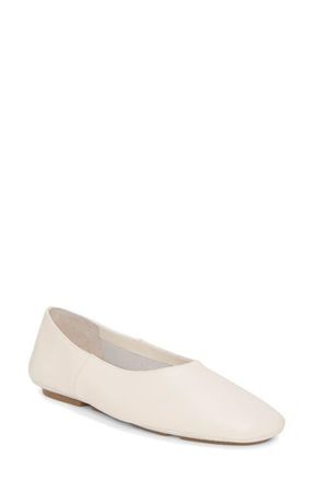 Vince Camuto Catisha Ballet Flat in Coconut Cream at Nordstrom, Size 5.5