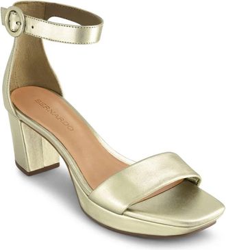 Bernardo Womens Carla Platform Sandals In Champagne