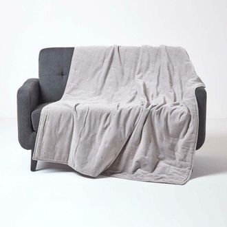 Homescapes Homescapes - Light Grey Velvet Quilted Throw, 150 x 200 cm