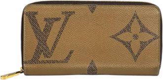 Louis Vuitton Brown Monogram Long Wallet (Bi-Fold) (Pre-Owned)