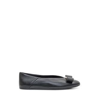 Ferragamo Ballerinas, female, Black, Size: 5 1/2 US Vanna Ballet Flat