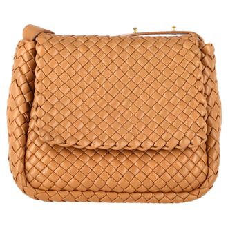 Bottega Veneta Bottega Veneta Kleine Cobble Intrecciato Schoudertas in Bruin Leer