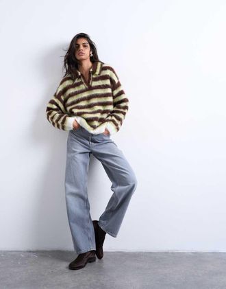 Topshop Maglione stile polo soffice verde e marrone con scollo a V