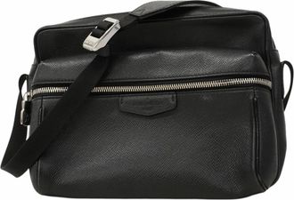 Louis Vuitton Noir Shoulder Bag (Pre-Owned)