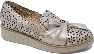 Django & Juliette Womens Omilla Slip-On In Beige And Gold-Vanilla Sole Washed Leather