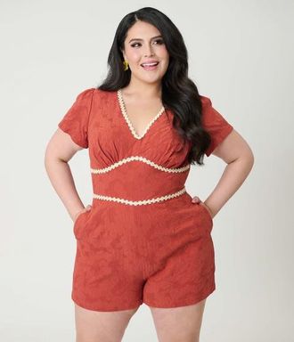 Unique Vintage Plus Size 1940s Waistband Romper in Rust Floral Print at Nordstrom, Size 3X