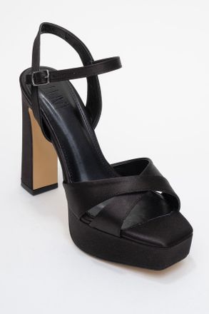 Prologue Yulia Cross-Strap Platform Hak Sandaal