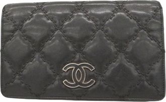 Chanel Black Leather Long Wallet (Bi-Fold) (Pre-Owned)