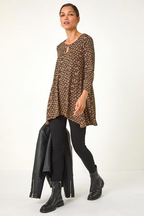 Roman Abstract Linear Print Cutout Tunic Top