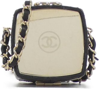 Chanel Black Leather Clutch Bag (Pre-Owned)