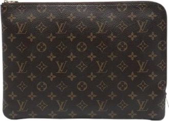 Louis Vuitton Pre-owned Clutches, female, Brown, Size: ONE SIZE Pre-owned Etui Voyage MM
