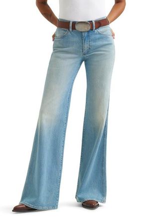 Wrangler 70s Flare Jeans in Golden Daze at Nordstrom, Size 27