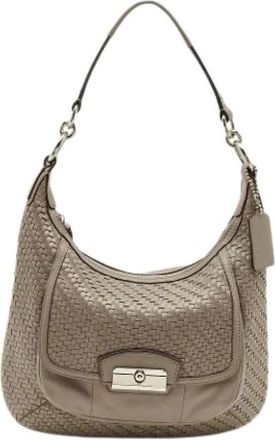 Coach Pre-owned Shoulder Bags, female, Gray, Size: ONE SIZE Pre-owned Leather Shoulder Bag