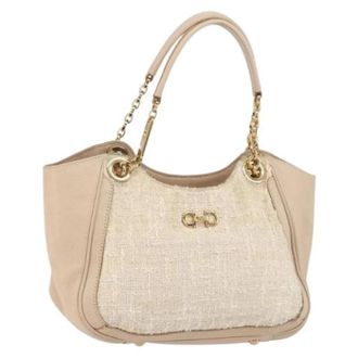 Ferragamo Pre-owned Shoulder Bags, female, Beige, Size: ONE SIZE Pre-owned Wool Shoulder Bag