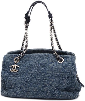 Chanel Shoulder Bag (Pre-Owned)