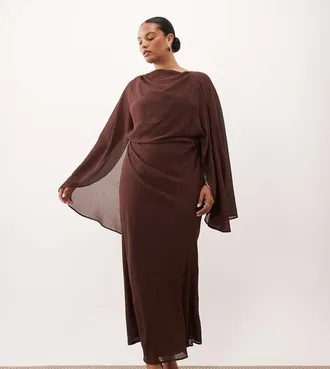 Asos Curve ASOS DESIGN Curve vestito midaxi drappeggiato con maniche a kimono, dettaglio mantella e schiena aperta color cioccolato-Multicolore