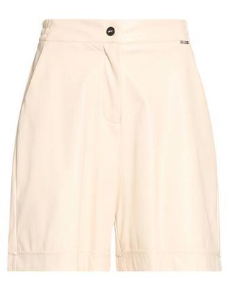 Liu Jo HOSEN & R&Ouml;CKE - Shorts & Bermudashorts auf YOOX.COM
