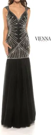 xoxo Sleeveless Long Gown In Grey