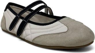 Shushop Salome Flat in Bone at Nordstrom, Size 6.5