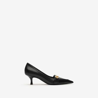 Burberry Leather Cotswolds Low Pumps
