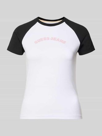Guess Slim Fit T-Shirt mit Rundhalsausschnitt und Logo in Weiss, Gr&ouml;&szlig;e XS