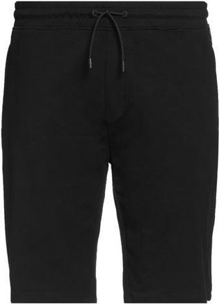 Guess BOTTOMWEAR - Shorts & Bermuda Shorts sur YOOX.COM