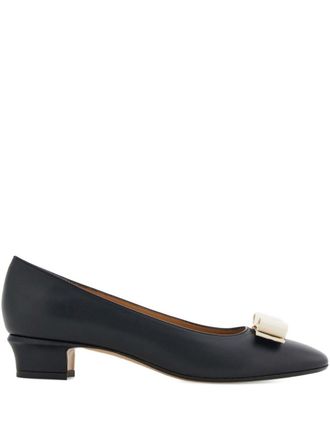 Ferragamo Womens Vara Leather Pumps