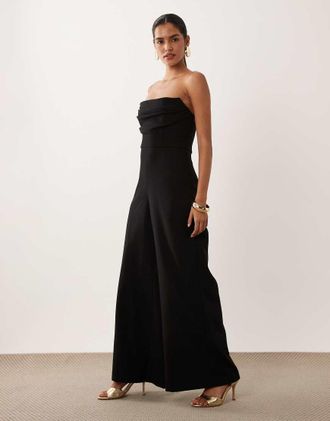 Forever New Tuta jumpsuit a fascia nera con dettaglio stile corsetto e fondo ampio-Nero