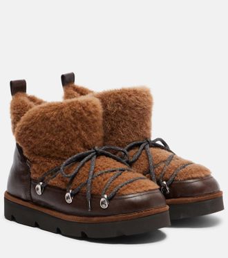 Brunello Cucinelli Botas de piel con borrego y cuentas Monili