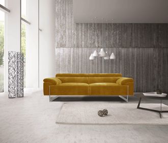 Egoitaliano 2,5-Sitzer »Malika, Designsofa mit hohem Sitzkomfort, edel und bequem« inkl. Kopfteilverstellung und chromfarbenen Metallfüssen