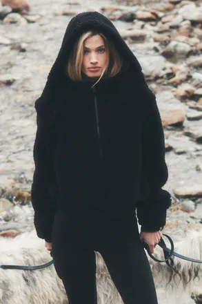 Alo | Foxy Sherpa Jacket in Black, Size: Medium