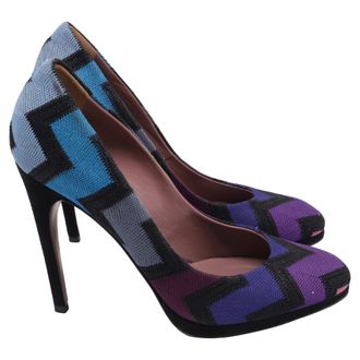 Missoni Zig Zag Print Pumps in Multicolor Canvas