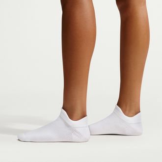 Nike Unisex Running Lightweight No-Show Socks (1 Pair) in White | HV6931-100