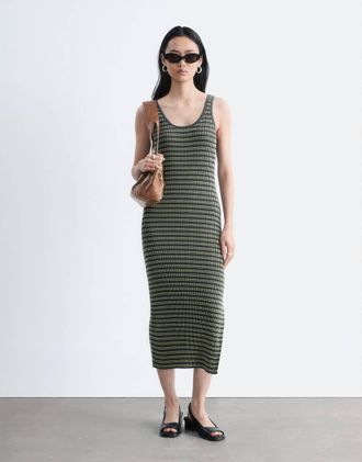 & Other Stories Vestito lungo in maglia a righe grigio scuro a coste