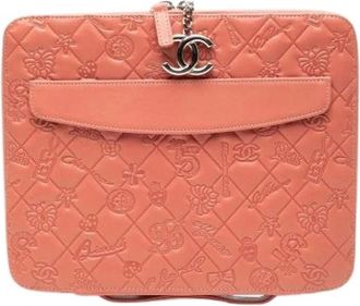 Chanel Pre-owned Embossed Leather Clutch - Dames - Vintage Accessoires - Roze - ONE Size - Leer - Vintage