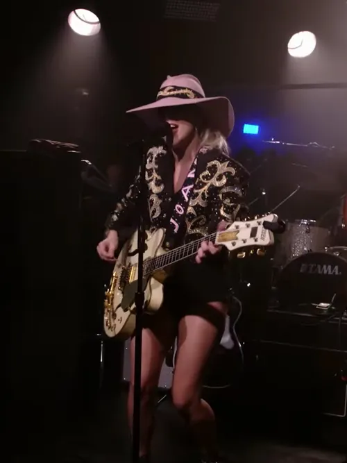Lady Gaga Debuts New Album ‘Joanne’. Makes Country Western Cool. | Stylight