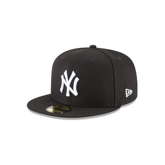 New Era New York Yankees Basic 59Fifty Fitted Cap Hat Black/White 11591127 (Size 7 5/8)