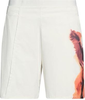 Yohji Yamamoto BOTTOMWEAR - Shorts & Bermuda Shorts sur YOOX.COM