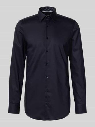 HUGO BOSS Slim Fit Businesshemd mit extra langem Arm Modell HANK in Marine, Größe 39L