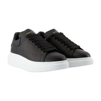Alexander McQueen Leather Oversized Sneaker - Black
