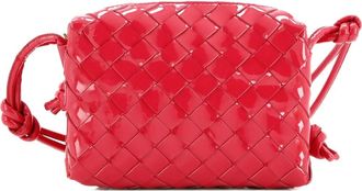 Bottega Veneta Loop Intrecciato Patent Mini crossbody bag - Roze