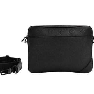 Louis Vuitton Black Monogram Leather Pouch Shoulder Bag (Pre-Owned)