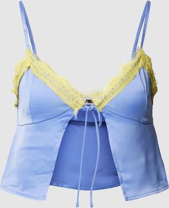 Review Crop Top mit Spitzenbesatz in Violett, Gr&ouml;&szlig;e XL