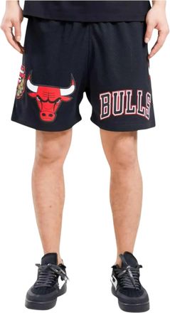 Pro Standard Pro Standard NBA Chicago Bulls Logo Mesh Shorts in Black Men