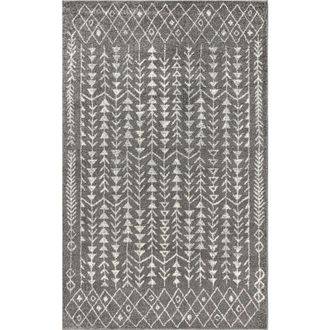 Jonathan Y Designs Ziri Moroccan Geometric Area Rug in Gray/cream at Nordstrom, Size 4Ft 0In X 6Ft 0In