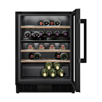 SIEMENS IQ500 KU21WAHG0. Posizionamento dellapparecchio: Da incasso, Colore interno: Nero, Numero di porte: 1 porta/porte. Capacit&agrave; bottiglie: 44