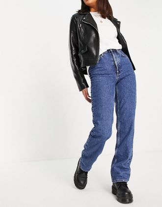 Topshop straight Kort jeans in mid blue-Blues