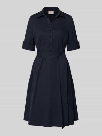 robe l&eacute;g&egrave;re Knielanges Hemdblusenkleid mit Bindeg&uuml;rtel in Marine, Gr&ouml;&szlig;e 34