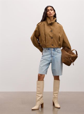 Icone Womens Twill stand collar cropped box-pleat jacket