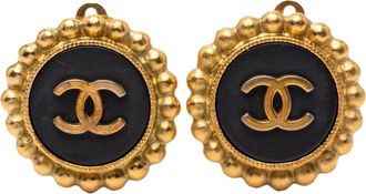 Chanel Tweedekans Cc Gouden Geplateerde En Emaille Ronde Clip Oorbellen